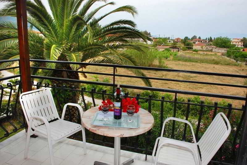 Eleni'S Garden & Castello Suites Alykanas  Exteriér fotografie