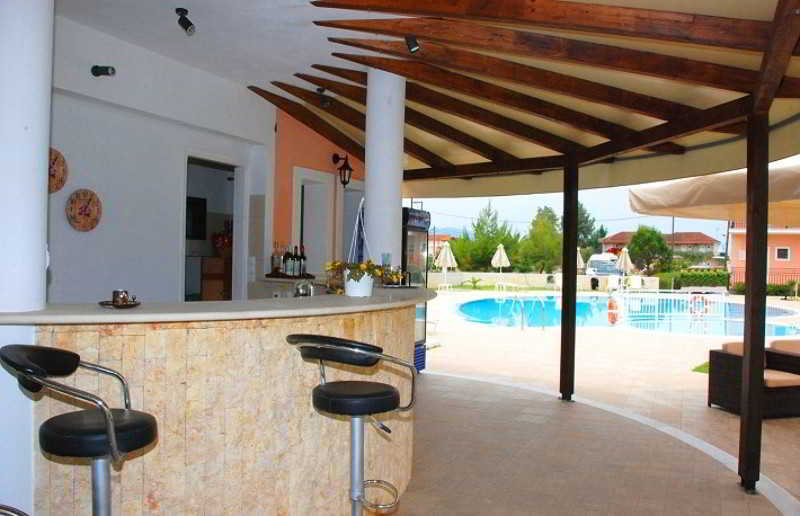 Eleni'S Garden & Castello Suites Alykanas  Exteriér fotografie