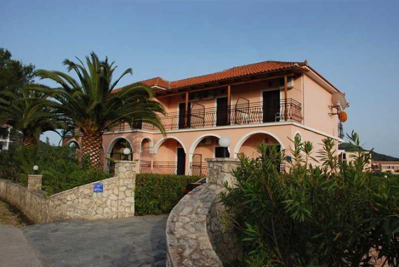 Eleni'S Garden & Castello Suites Alykanas  Exteriér fotografie